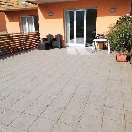 Appartamento La Terrazza Riva del Garda Exterior photo